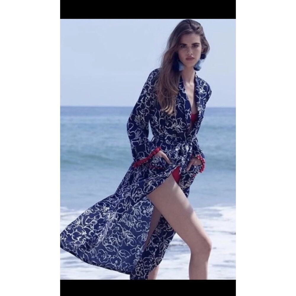 Misa Los Angeles Malini Floral Duster Kimono Size: S